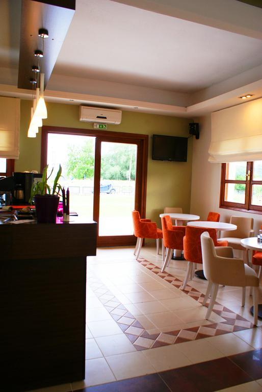 Doviros Hotel Doirani Bagian luar foto